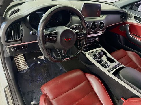 Used 2019 Kia Stinger GT2 AWD/4WD image 23