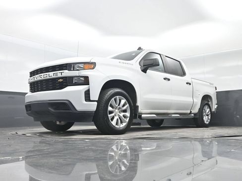Used 2022 Chevrolet Silverado 1500 Custom AWD/4WD image 25