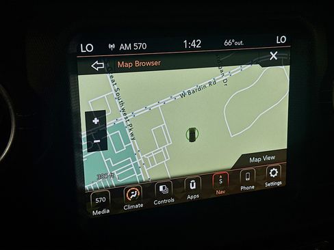 Used 2023 Jeep Wrangler Sahara image 21