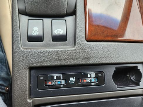 Used 2013 Lexus RX 450h AWD image 18