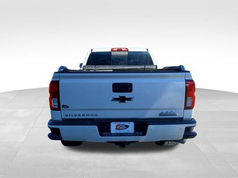 Used 2018 Chevrolet Silverado 1500 High Country image 4