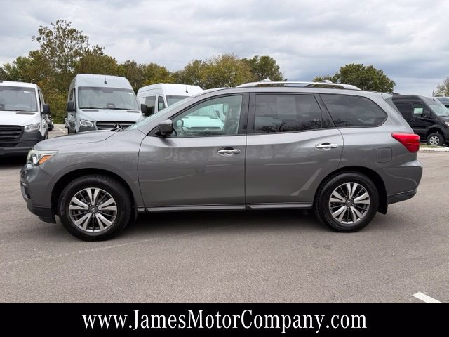 Used 2017 Nissan Pathfinder SL w/ SL Premium Package AWD/4WD image 11