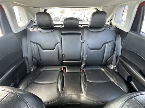 Used 2021 Jeep Compass Limited image 21