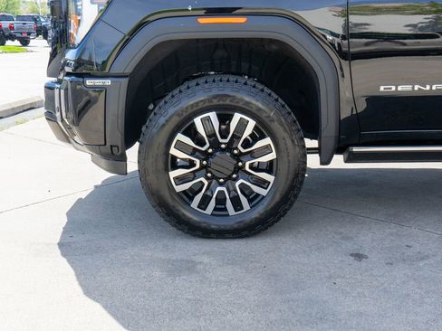 New 2026 GMC Sierra 3500 Denali Ultimate AWD/4WD image 31