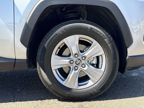 Used 2025 Toyota RAV4 XLE image 10