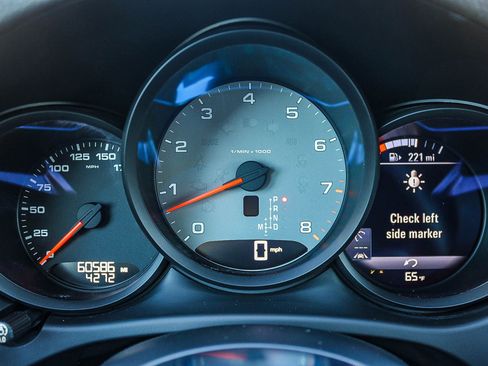 Used 2020 Porsche Macan S image 24