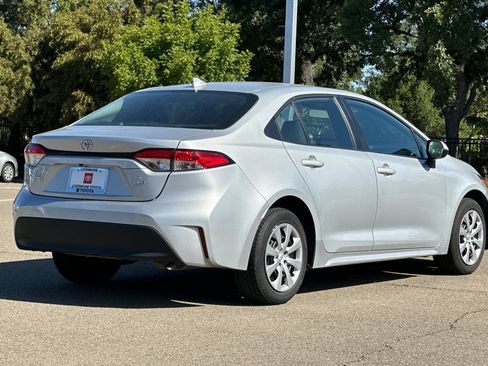 Certified 2024 Toyota Corolla LE FWD image 4