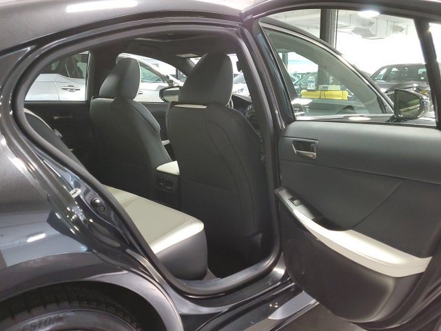 Used 2023 Lexus IS 350 F Sport w/ Memory Package AWD/4WD image 21