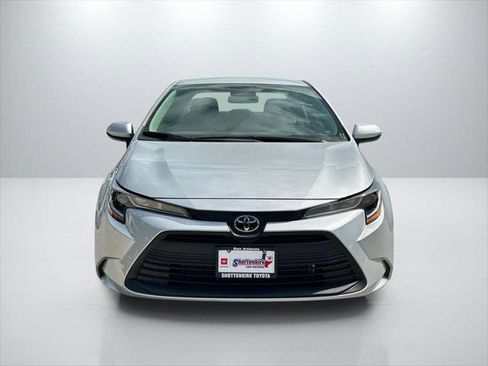 Certified 2026 Toyota Corolla LE FWD image 2
