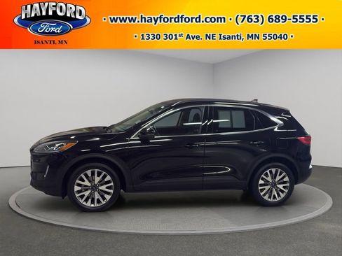 Used 2020 Ford Escape Titanium image 2