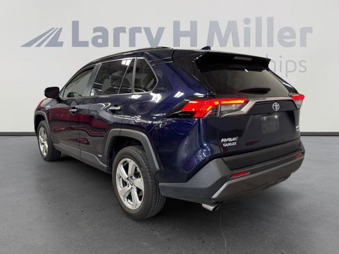 Certified 2020 Toyota RAV4 Limited image 3