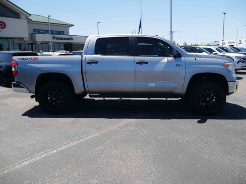 Used 2017 Toyota Tundra SR5 w/ TRD Off Road Package AWD/4WD image 23