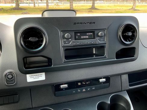 Certified 2025 Mercedes-Benz Sprinter 2500 image 6