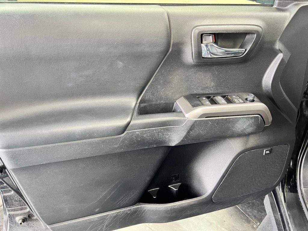 Used 2023 Toyota Tacoma Limited AWD/4WD image 22