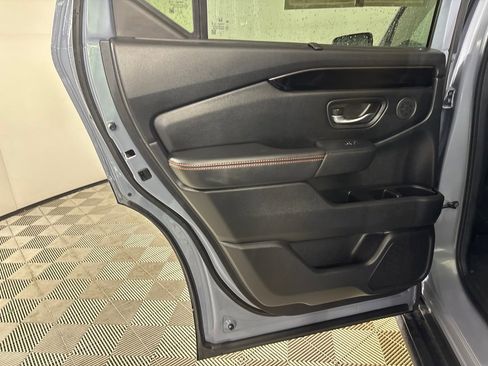 Used 2024 Honda Pilot TrailSport image 19