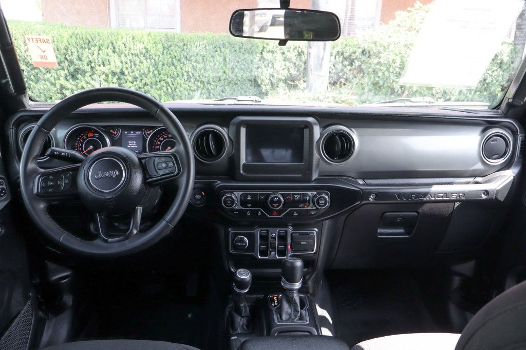 Used 2023 Jeep Wrangler Unlimited Sport AWD/4WD image 29