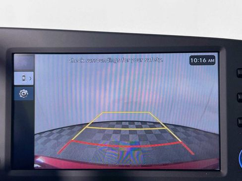 Used 2025 Hyundai Elantra Sport image 8