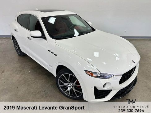 Used 2019 Maserati Levante GranSport image 13