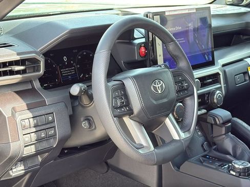 New 2026 Toyota 4Runner TRD Off-Road Premium AWD/4WD image 9
