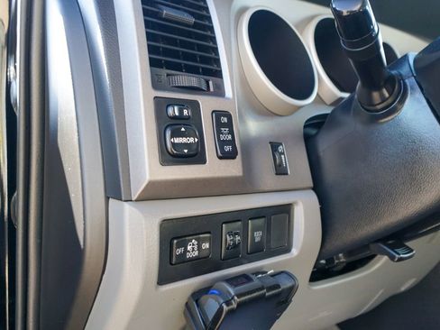 Used 2010 Toyota Tundra SR5 image 18