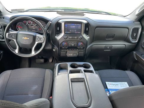 Used 2021 Chevrolet Silverado 1500 LT AWD/4WD image 16