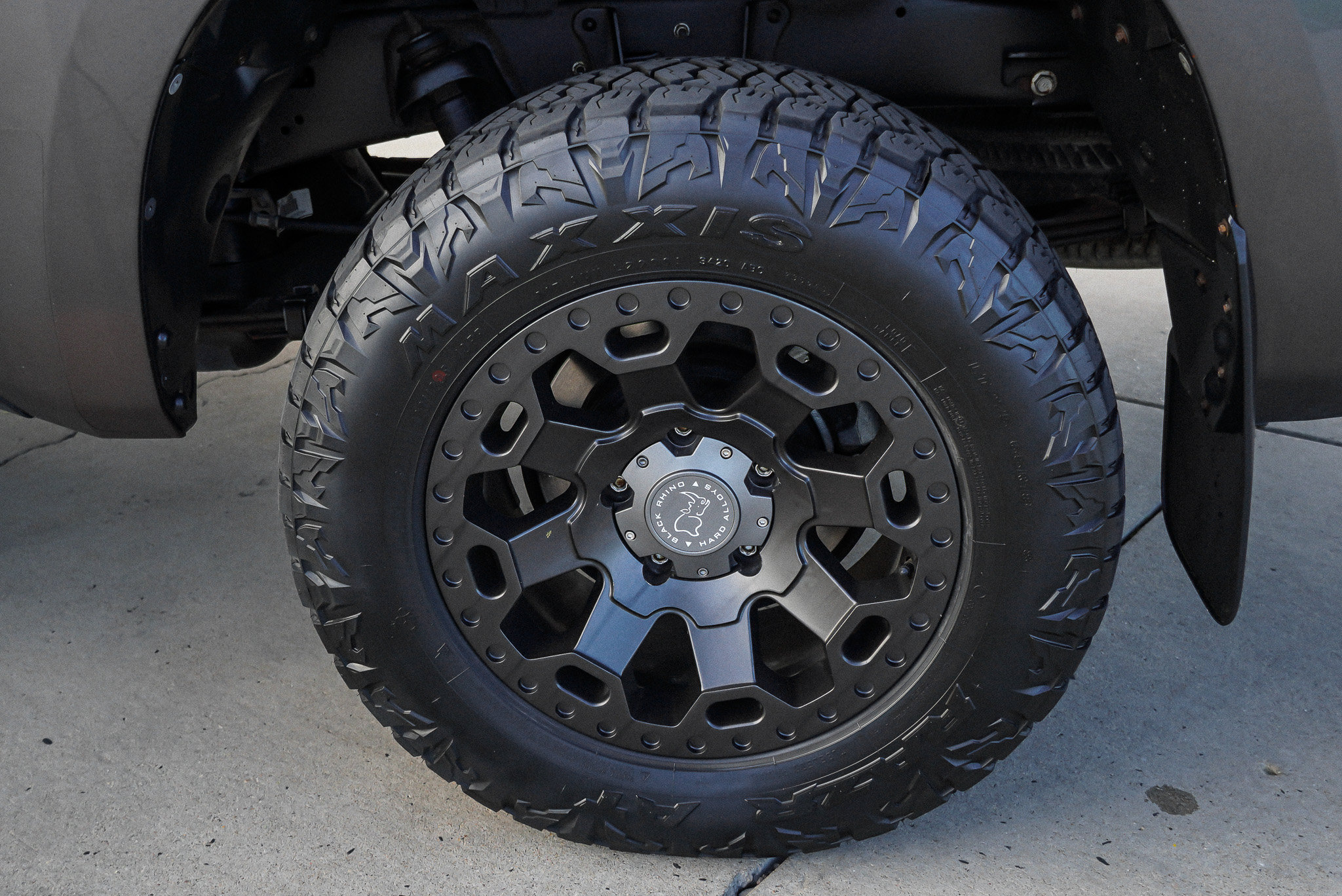 Used 2013 Toyota Tundra 4x4 CrewMax w/ Tow Pkg image 13