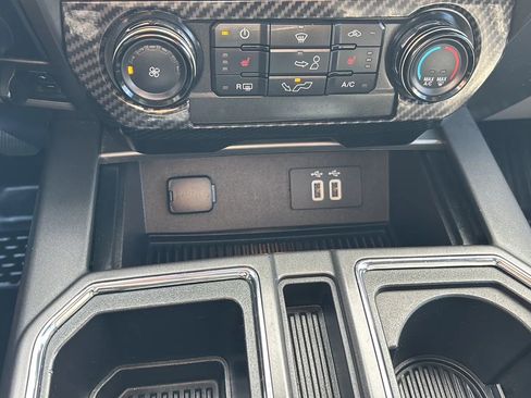 Used 2016 Ford F150 XLT w/ Equipment Group 302A Luxury image 40