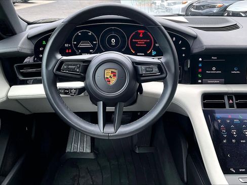 Used 2022 Porsche Taycan 4 Cross Turismo image 6