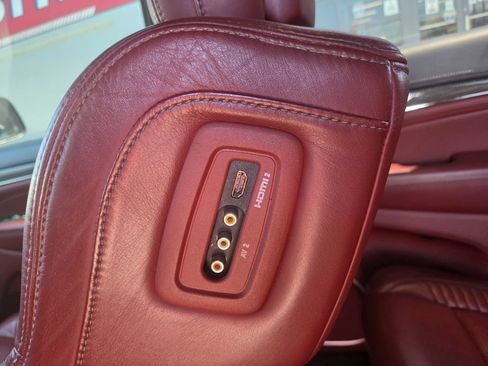 Used 2018 Jeep Grand Cherokee Trackhawk AWD/4WD image 63