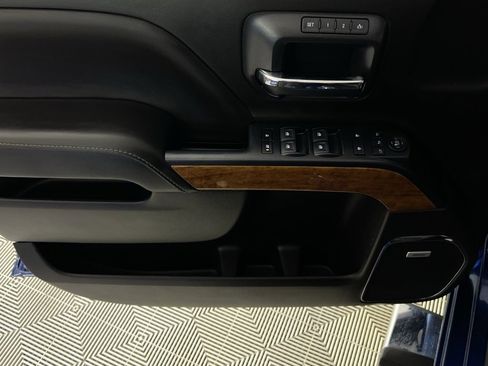 Used 2019 Chevrolet Silverado 3500 High Country w/ Duramax Plus Package image 26