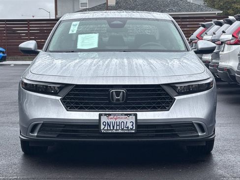 Used 2024 Honda Accord EX image 9