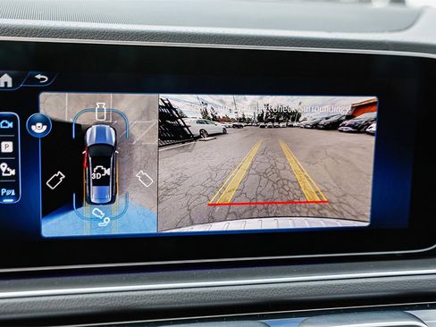 New 2026 Mercedes-Benz GLS 580 4MATIC image 24