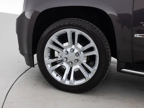 Used 2018 GMC Yukon XL SLT w/ Premium Edition AWD/4WD image 18