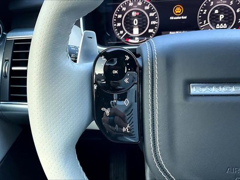 Used 2022 Land Rover Range Rover Sport SVR Carbon Edition image 22