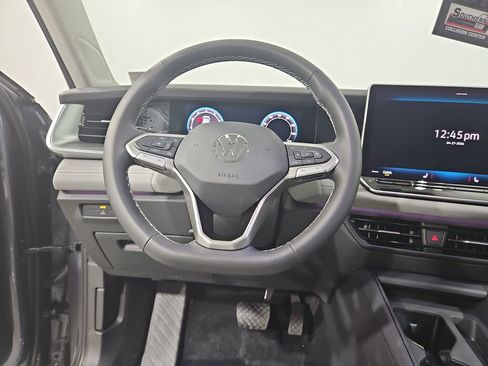 New 2026 Volkswagen Tiguan SE AWD/4WD image 13