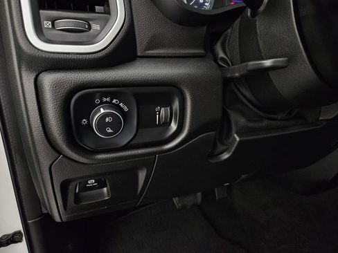 Used 2022 RAM 1500 Big Horn RWD image 18