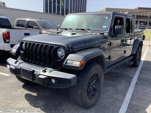 Used 2021 Jeep Gladiator Overland AWD/4WD image 4