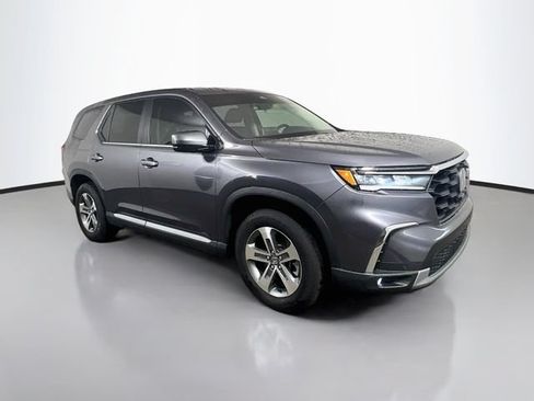 Certified 2025 Honda Pilot EX-L image 23