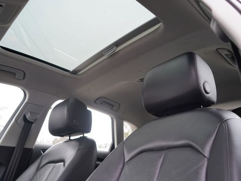 Used 2016 Audi A3 e-tron Premium Plus w/ Premium Plus Package image 21