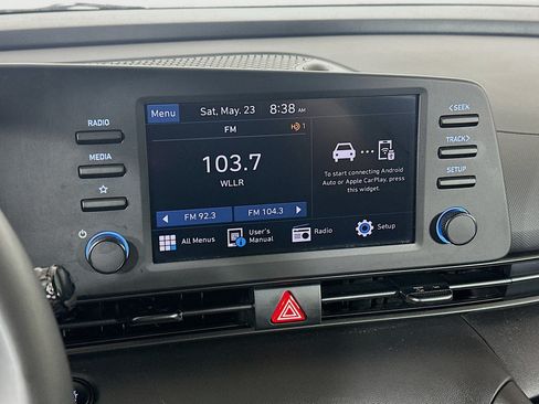 Used 2025 Hyundai Elantra Sport FWD image 14