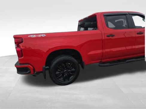 Used 2023 Chevrolet Silverado 1500 Custom image 28