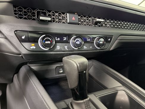 Used 2023 Honda Accord EX image 18