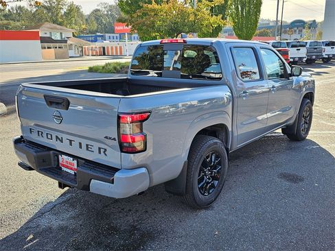 New 2026 Nissan Frontier SV w/ Tow Package image 3