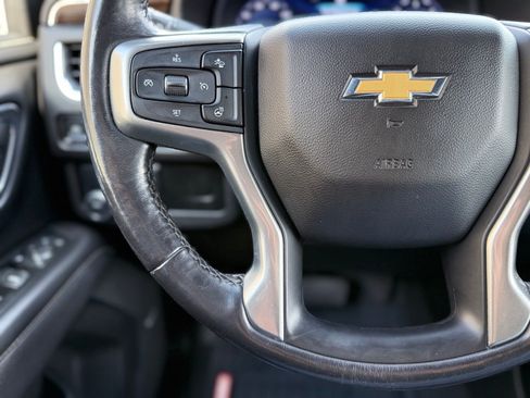 Used 2023 Chevrolet Suburban Premier RWD image 24