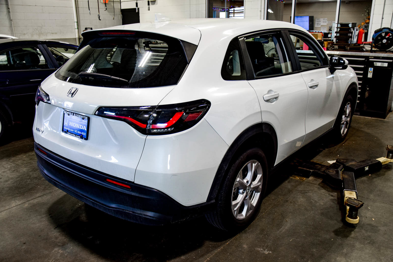 Certified 2024 Honda HR-V LX image 5