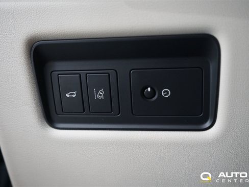 Used 2016 Land Rover Range Rover Sport HSE AWD/4WD image 35