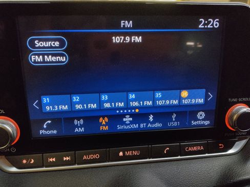 Used 2023 Nissan Sentra SV w/ Trunk Package image 25