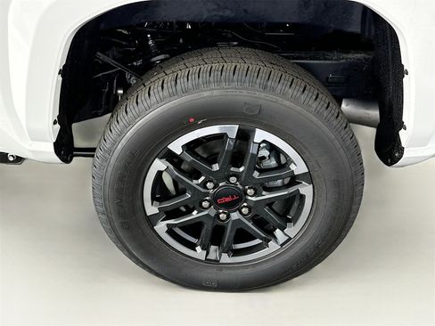 Certified 2025 Toyota Tacoma TRD Sport image 15
