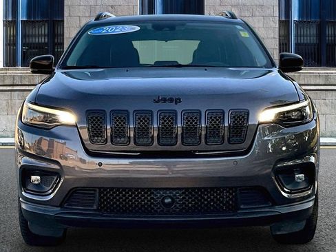 Used 2023 Jeep Cherokee Altitude Lux AWD/4WD image 3