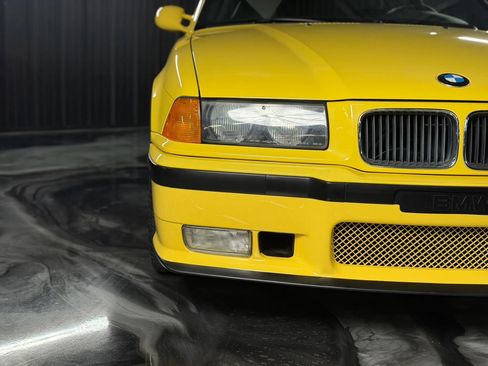 Used 1995 BMW M3 Coupe RWD image 5